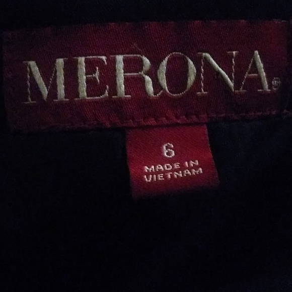 Dress - Picture 7 of 7